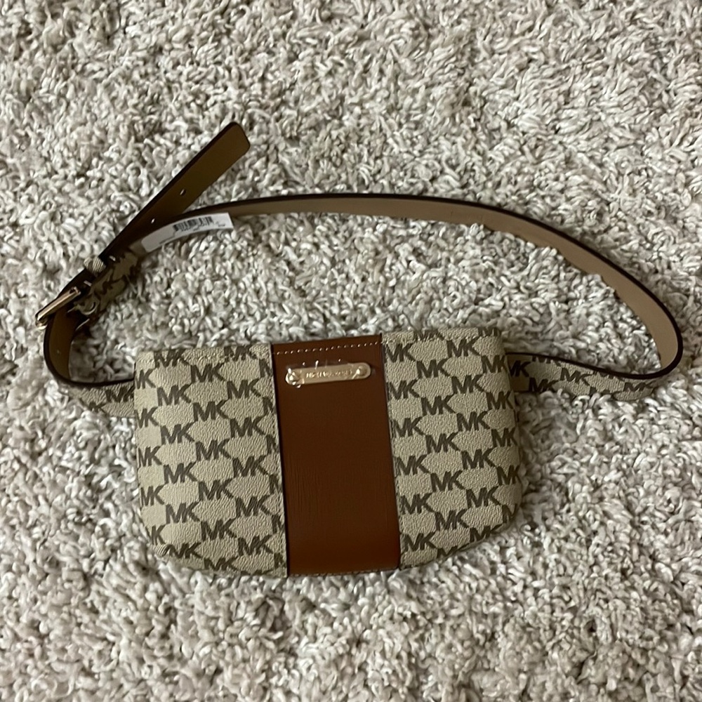 Michael Kors Women's Belt Bag Waist Fanny Pack, Cambodia Small/Medium